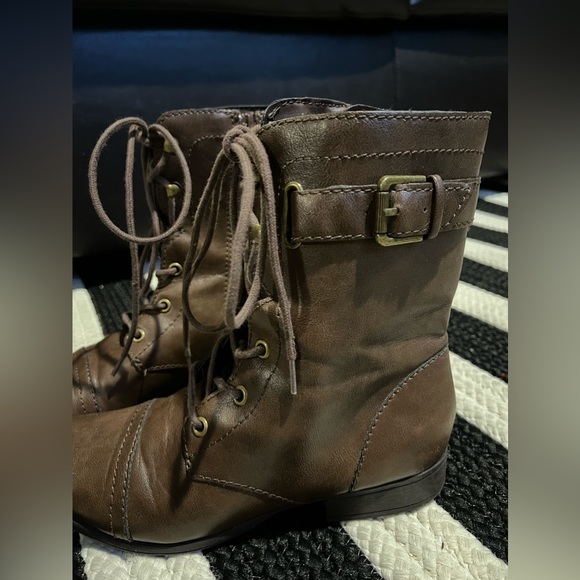 American Rag - Picture 8 of 9